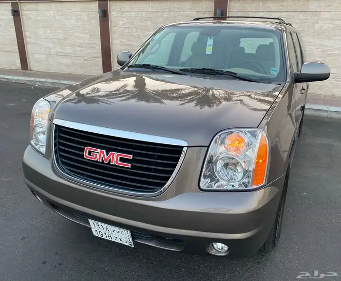 جمس يوكن 2014 مخزن بحاله الجديد ماشاء الله 10