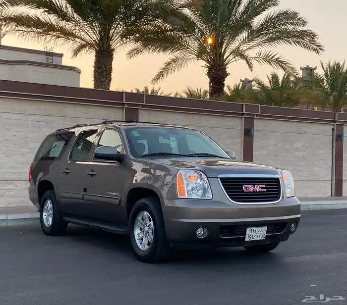 جمس يوكن 2014 مخزن بحاله الجديد ماشاء الله 8