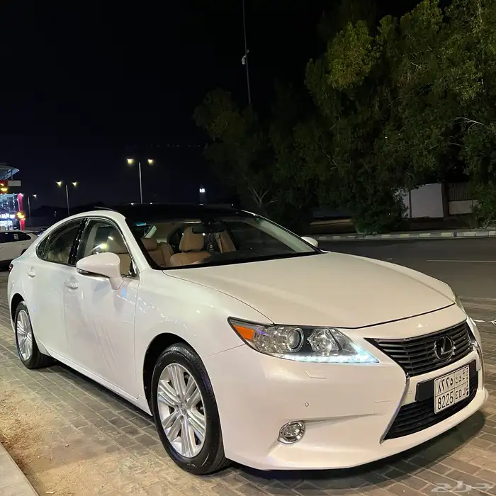 لكزس ES350 - CC 2014 بحالة الوكالة . 22