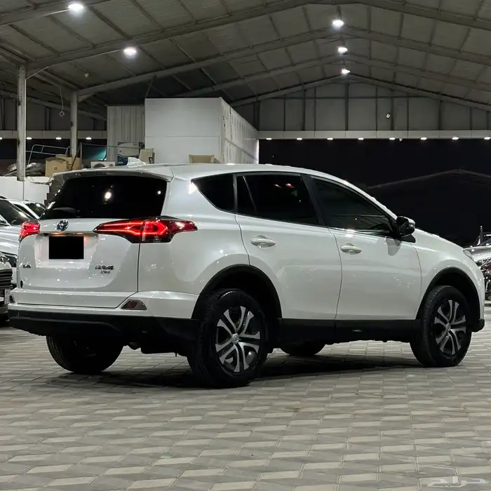 تايوتا راف فور RA4 2018 دبل نص فل 6