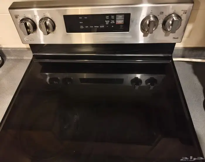 فرن كهربائي LG بخاصية العازل من الداخل 0