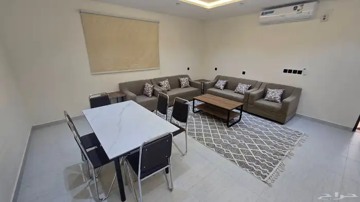 شقة مفروشة ثلاث غرف و غرفتين بالفيحاء 1