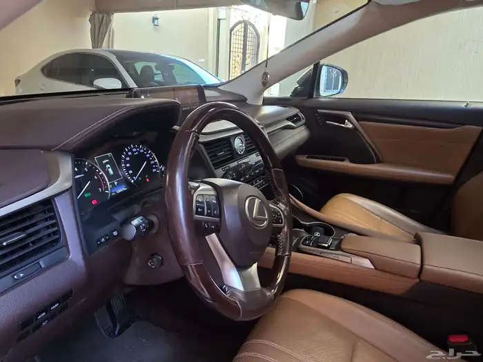 لكزس Rx 450h 2019 32