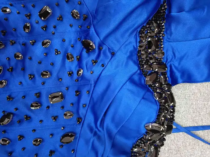 فساتين سهرات جديده استخدام مره واحده فقط 4