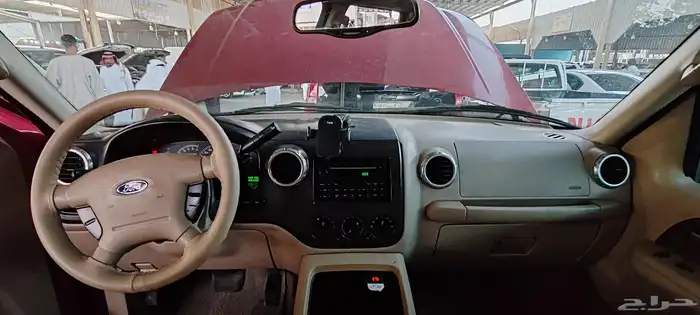 فورد اكسبيديشن 2004 xlt نظيف 4