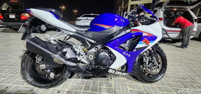 سوزوكي gsxs1000 موديل 2007 0