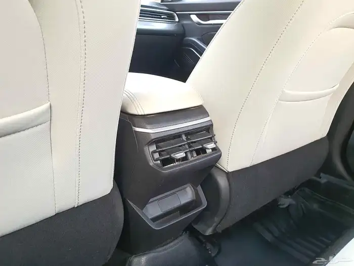 جيلي امجراند 2023 استاندار سعودي 12