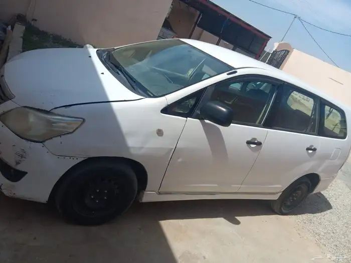 انوفا 2013ماشيه قير عايدي ماشيه 250الف وكاله دقات واضحه 1