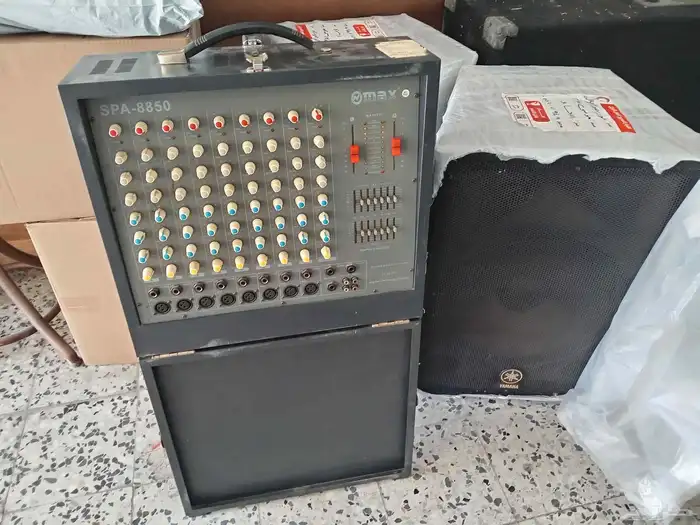 مكسر صوت وسماعات 8