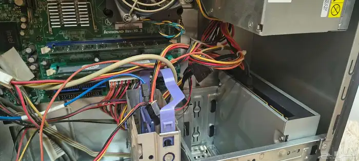 كمبيوتر مكتبي بدون هارد ديسك 0