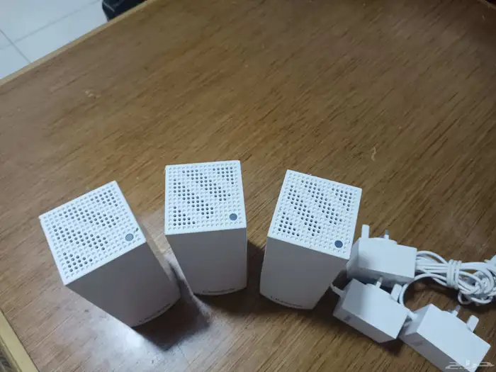 مقوي شبكه وموزع شبكه الانترنت لينكسيس 1