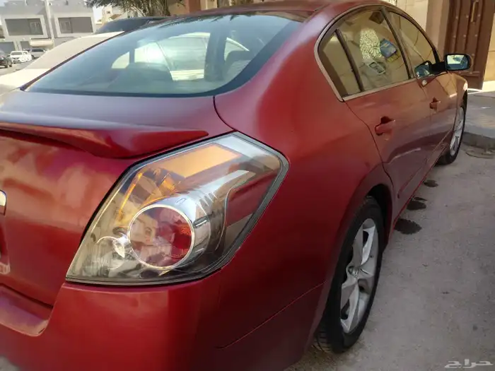 سيارة نيسان التيما موديل 2008 للبيع 5