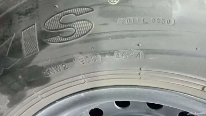 كفرات بالون 900 16ماكسس نظيفه بزرعه مع جنوط هلل 0