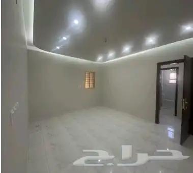 عمارة تجارية للبيع بالعزيزية 5