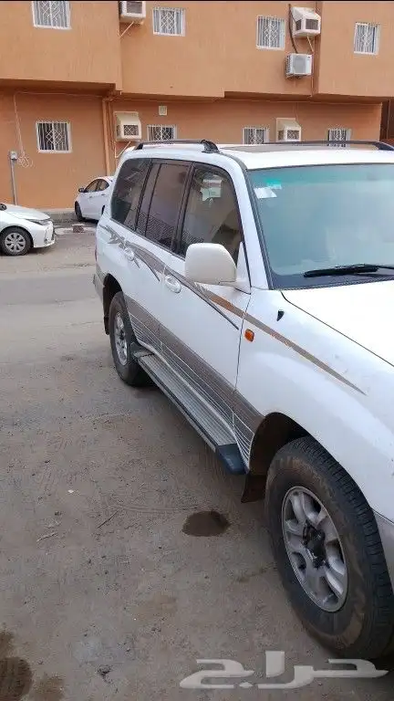 لاندكروزر صالون 2003 4