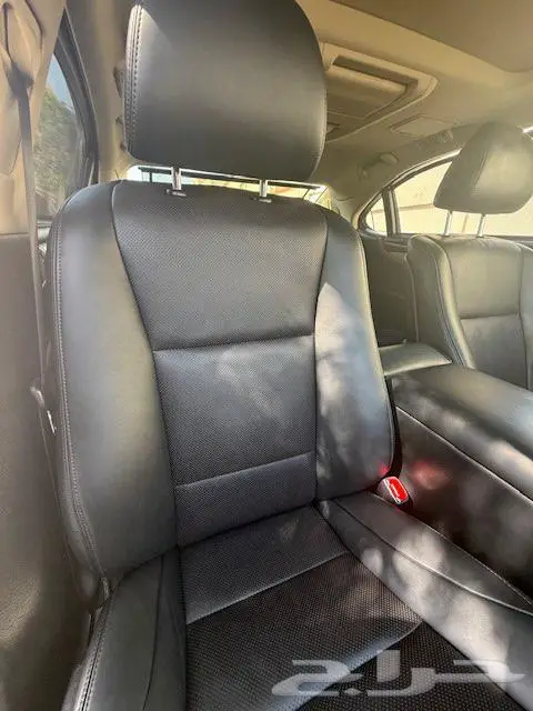 لكزس LS600 هايبرد ماشيه 49الف فقط بدي وكالة 2016 27