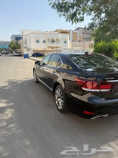 لكزس LS600 هايبرد ماشيه 49الف فقط بدي وكالة 2016 3