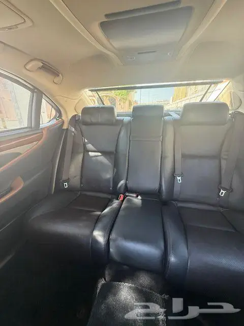 لكزس LS600 هايبرد ماشيه 49الف فقط بدي وكالة 2016 16