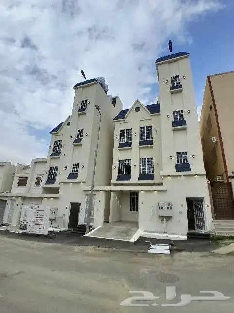 للبيع شقه دور ثاني مصعد راكب جاهز تشطيب راقي حي الموسي550الف 1