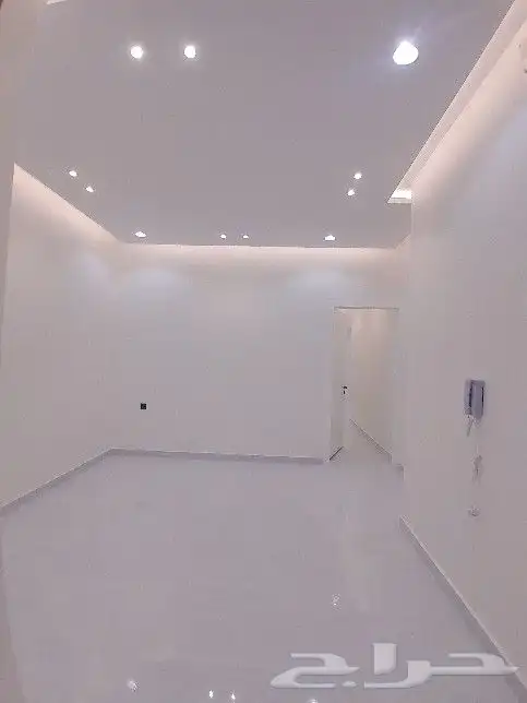 للبيع روف علوي مع ملحق تشطيب راقي 8 غرف حي النزهة 680الف 8