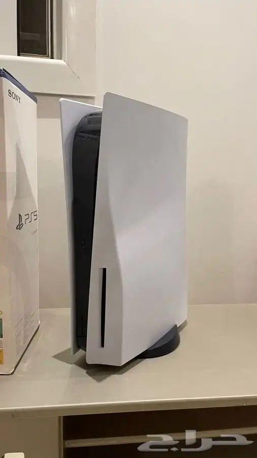 بلايستيشن 5 مع منفذ سي دي Playstation 2