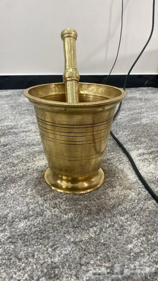 للبيع نجر عراقي نضيف شرط صوته رنه 0