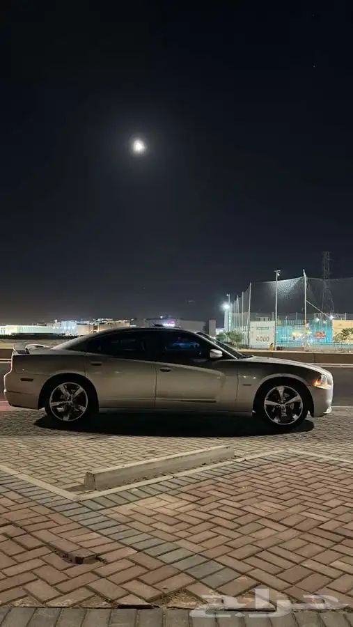 دوج تشارجرRT 2012 فل كامل 8V 5