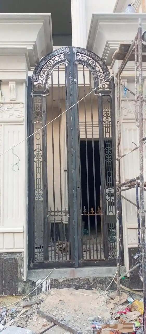 ابؤاب الحديد وكليدنك و الالمنيوم ابؤاب زجاج و الالمنيوم 29