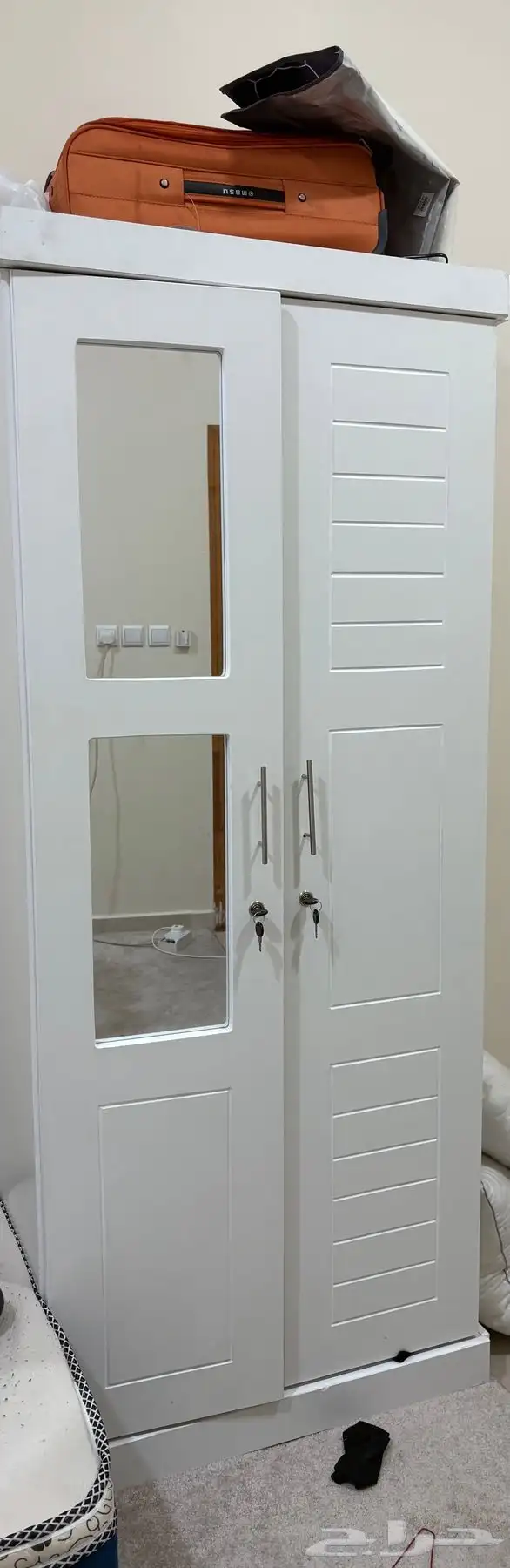 دولاب للبيع 1