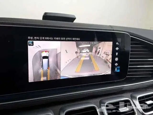 مرسيدس GLS580 موديل 2021 12