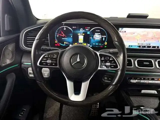مرسيدس GLS580 موديل 2021 8