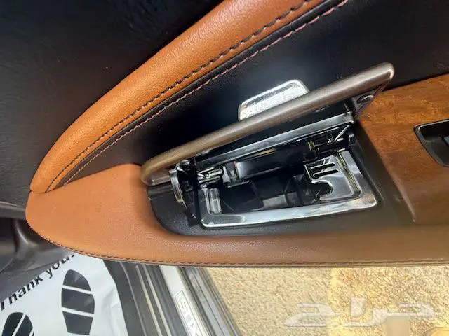 لكزس LS600 هايبرد ماشيه 49الف فقط بدي وكالة 2016 25