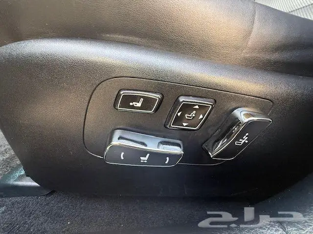 لكزس LS600 هايبرد ماشيه 49الف فقط بدي وكالة 2016 18