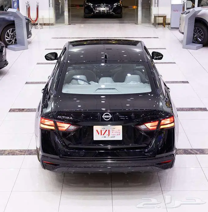 نيسان _ التيما _ تشغيل بصمه _ شاشه _ كاميرا _ حساسات _ 2025 4