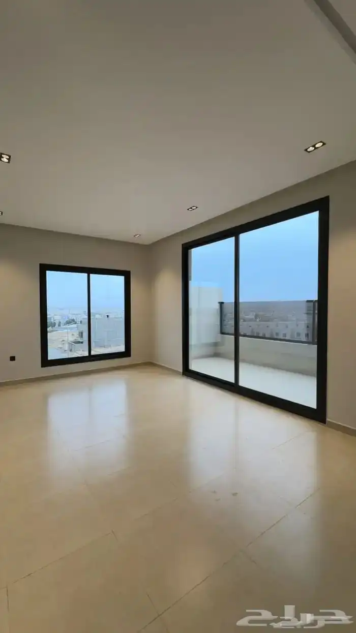 شقق بنظام ادوار مستقلة بموقع مميز للبيع من المالك مباشرة 1