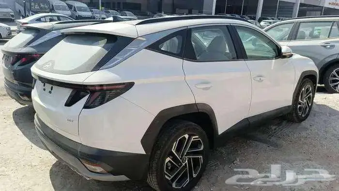 هيونداي توسان 1.6 كومفورت 2025 102850 1