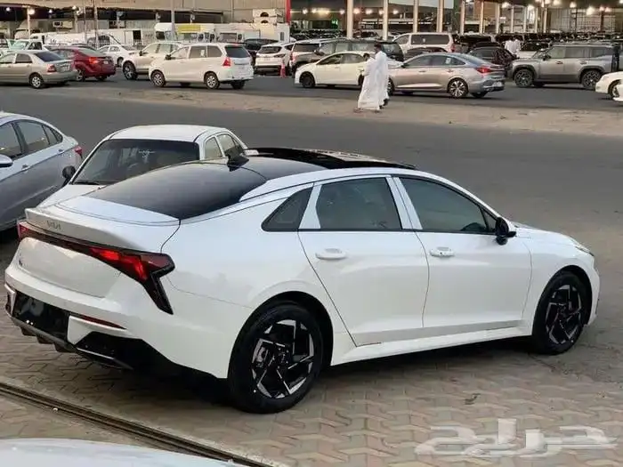 كيا K5 بانوراما مو 25 7
