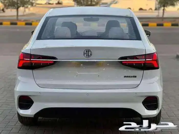 ام جي MG 5 استاندر الشكل الجديد موديل 2025 الفخامه والجماال 3