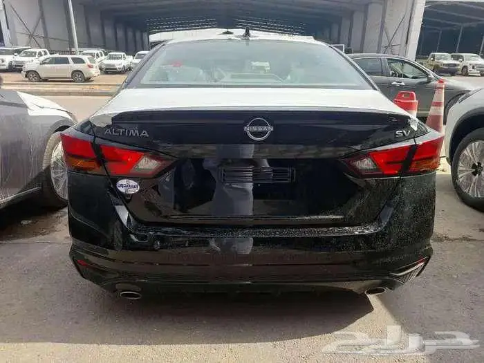 نيسان التيما SV 2026 5