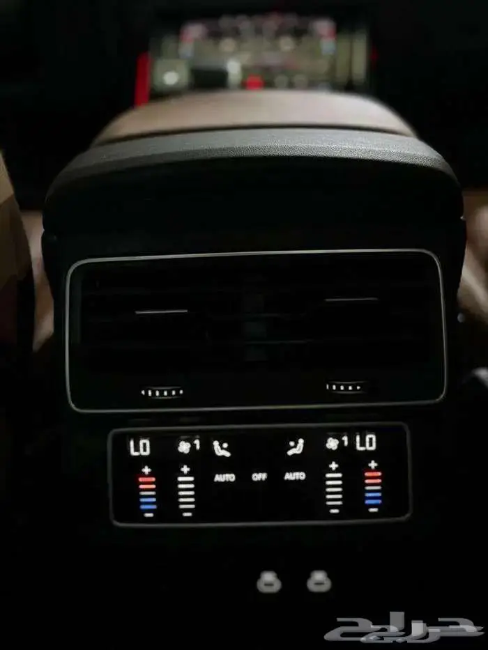 أودي Q8 فل كامل بلاك ايديشن 2023 ساماكو شبه جديد (S Line) 32