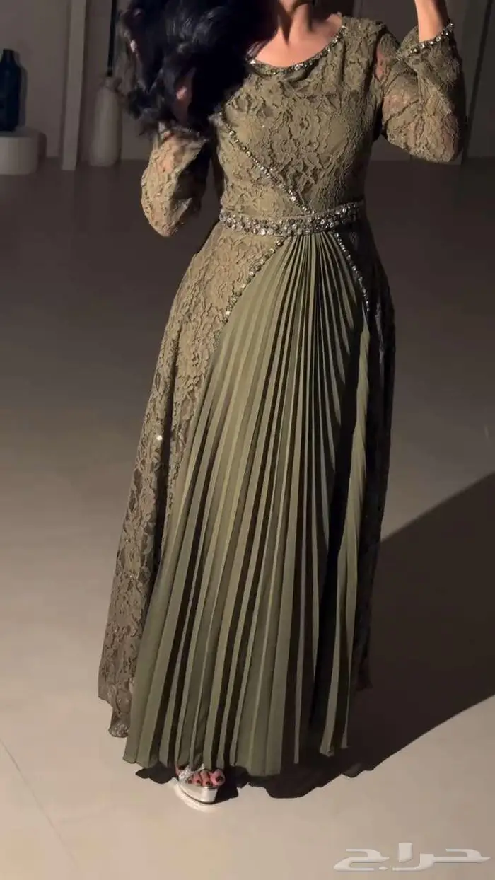 فساتين مناسبات تصاميم حديثة بأسعار مناسبة للجميع 33