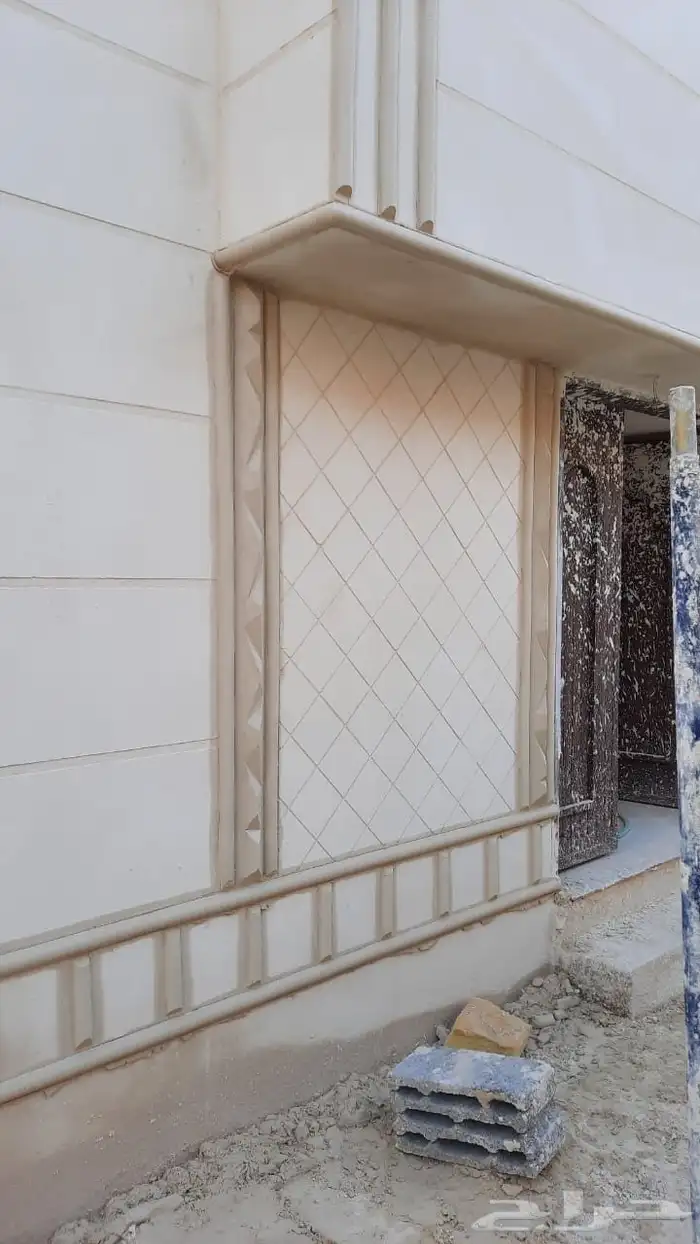 لياسه ملونه بااشكال حجر طبيعي بجميع الالوان والاشكال 0