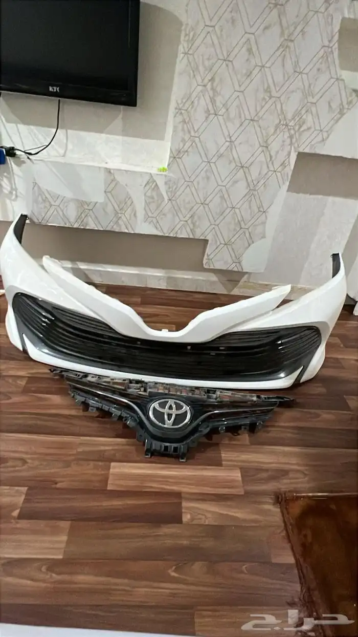 صدام وشبك كامري تويوتا 2020 3