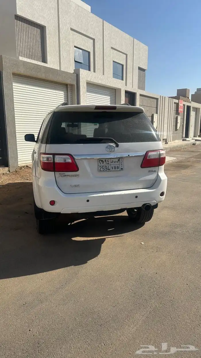 فورتشنر 2010 ديزل 1