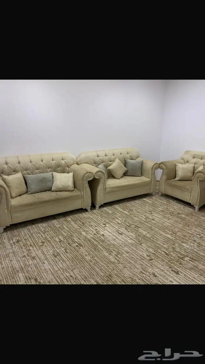 6 اريكه . جلسات .كنب 2 كبيره 3وسط 1 صغيره 4