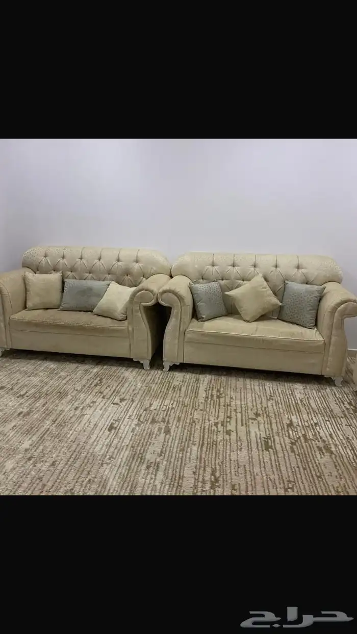 6 اريكه . جلسات .كنب 2 كبيره 3وسط 1 صغيره 5