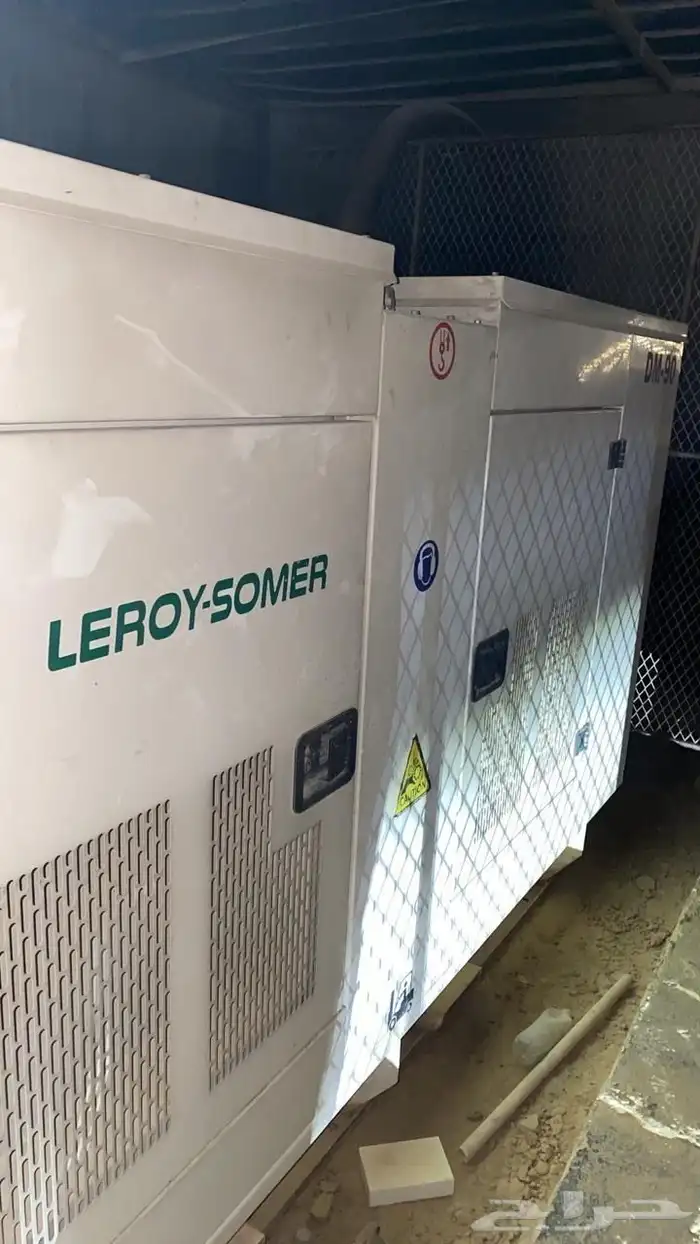 مكينه مولد كهرباء مستخدمه للبيع 0