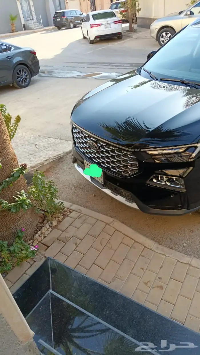 للبيع فورد تيريتوري 2025 المالك الاول فل كامل ماشي 25 الف 0