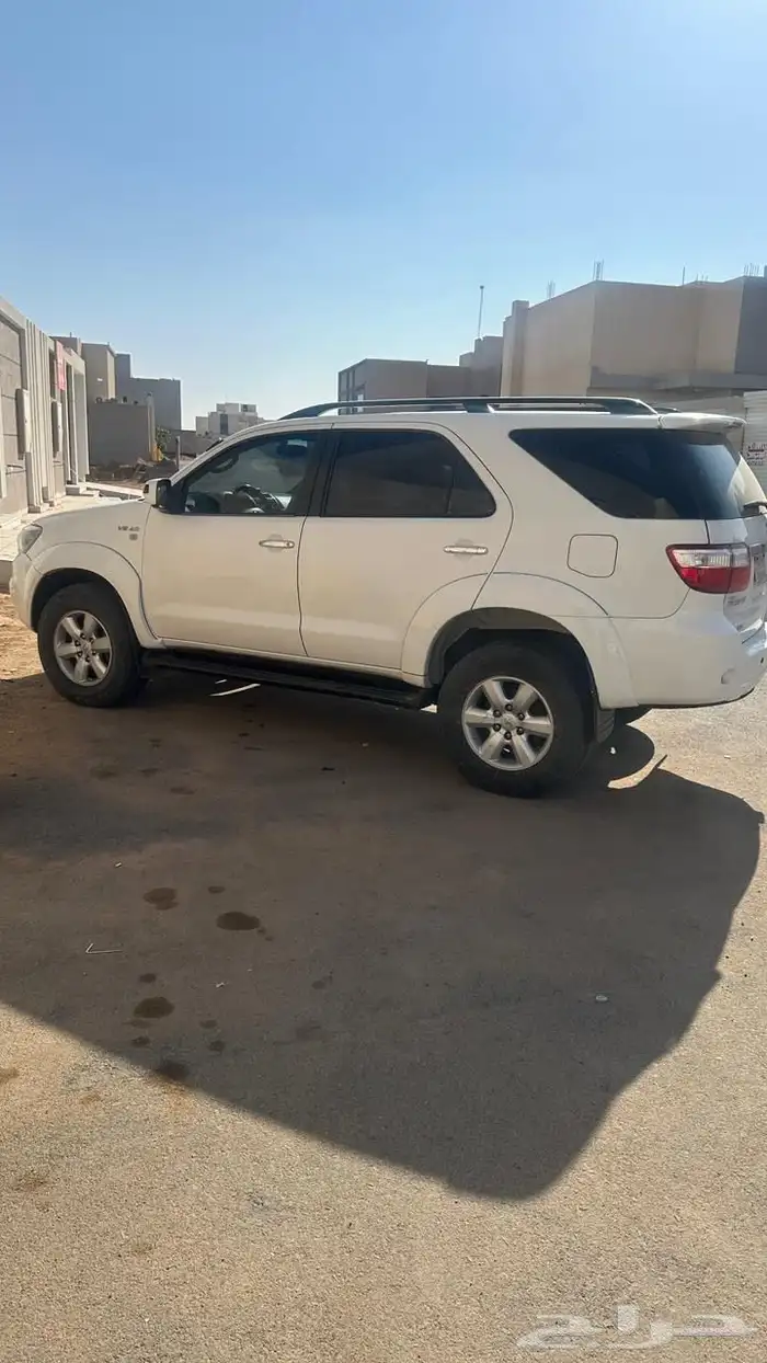 فورتشنر 2010 ديزل 0