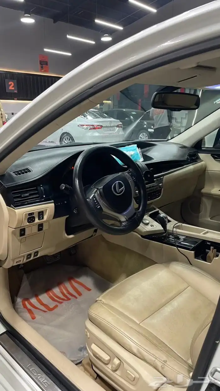 لكزس ES2013 4